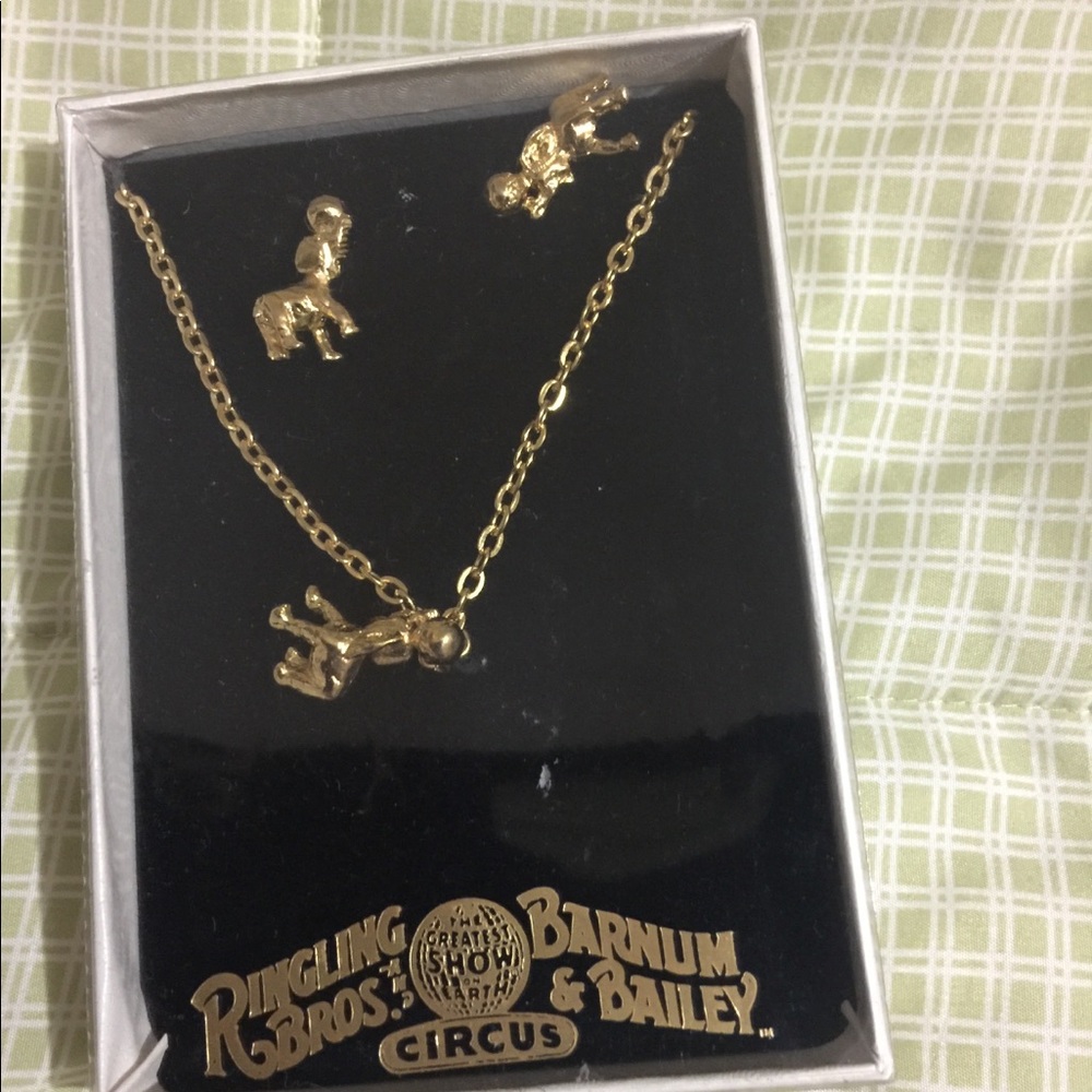 Barnum Bros & Bailey circus elephant necklace set